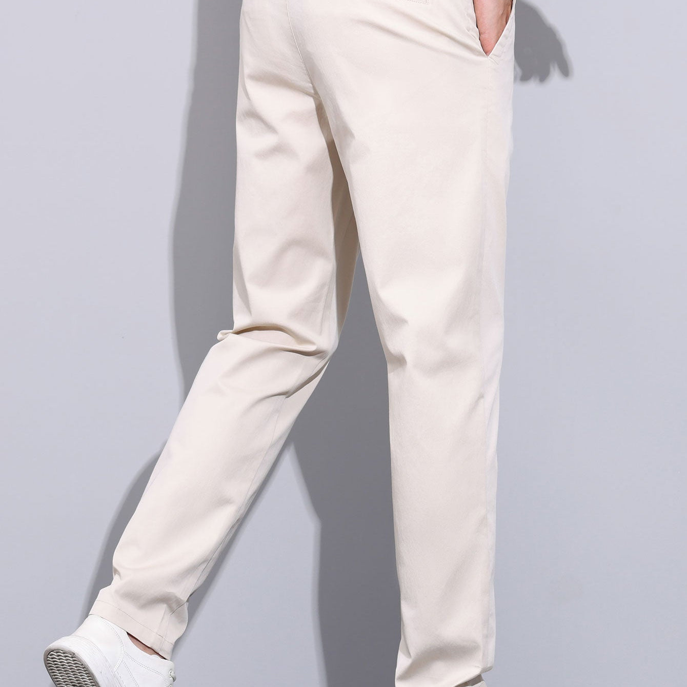 Bequeme Passform, elastischer Taillenbund, Hose mit geradem Bein