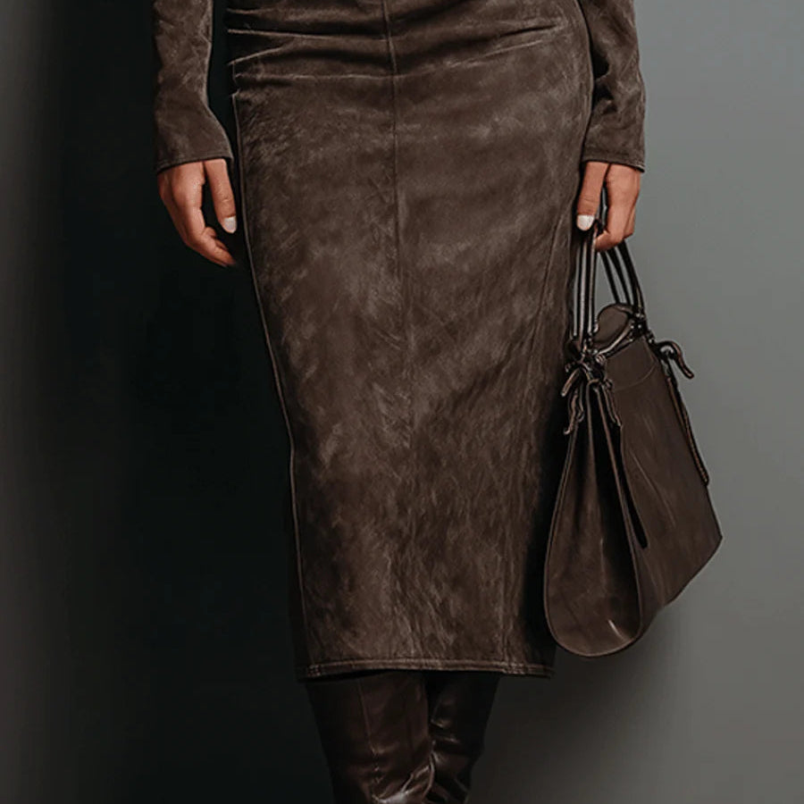 Ava Luxe Wildleder-Midikleid
