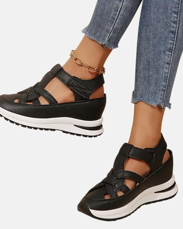 Sportliche Komfortsandalen für den Alltag - - Sandals - Concept Fashionlab