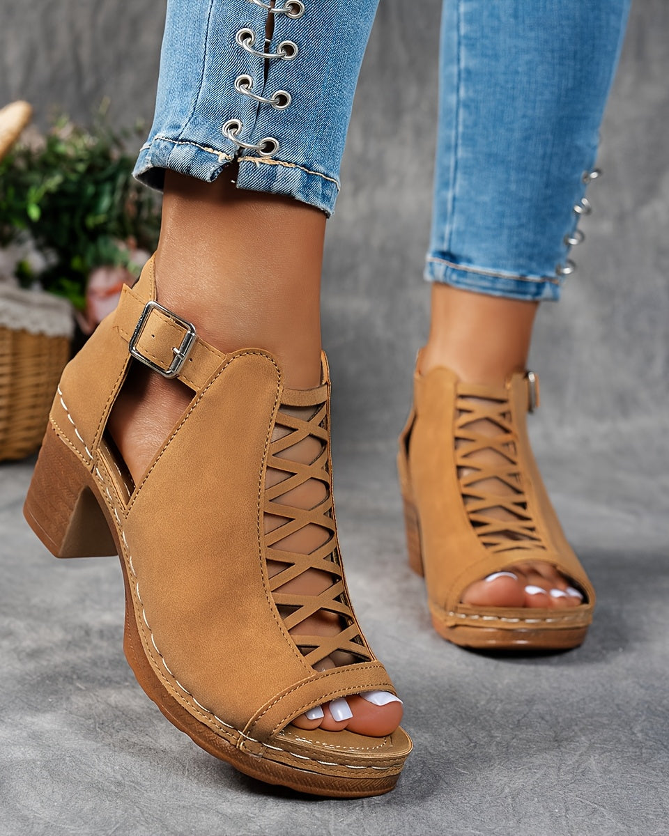 Sandalen mit Gitterabsatz — moderne, texturierte Absätze für - - Damen > Sandalen - Concept Fashionlab
