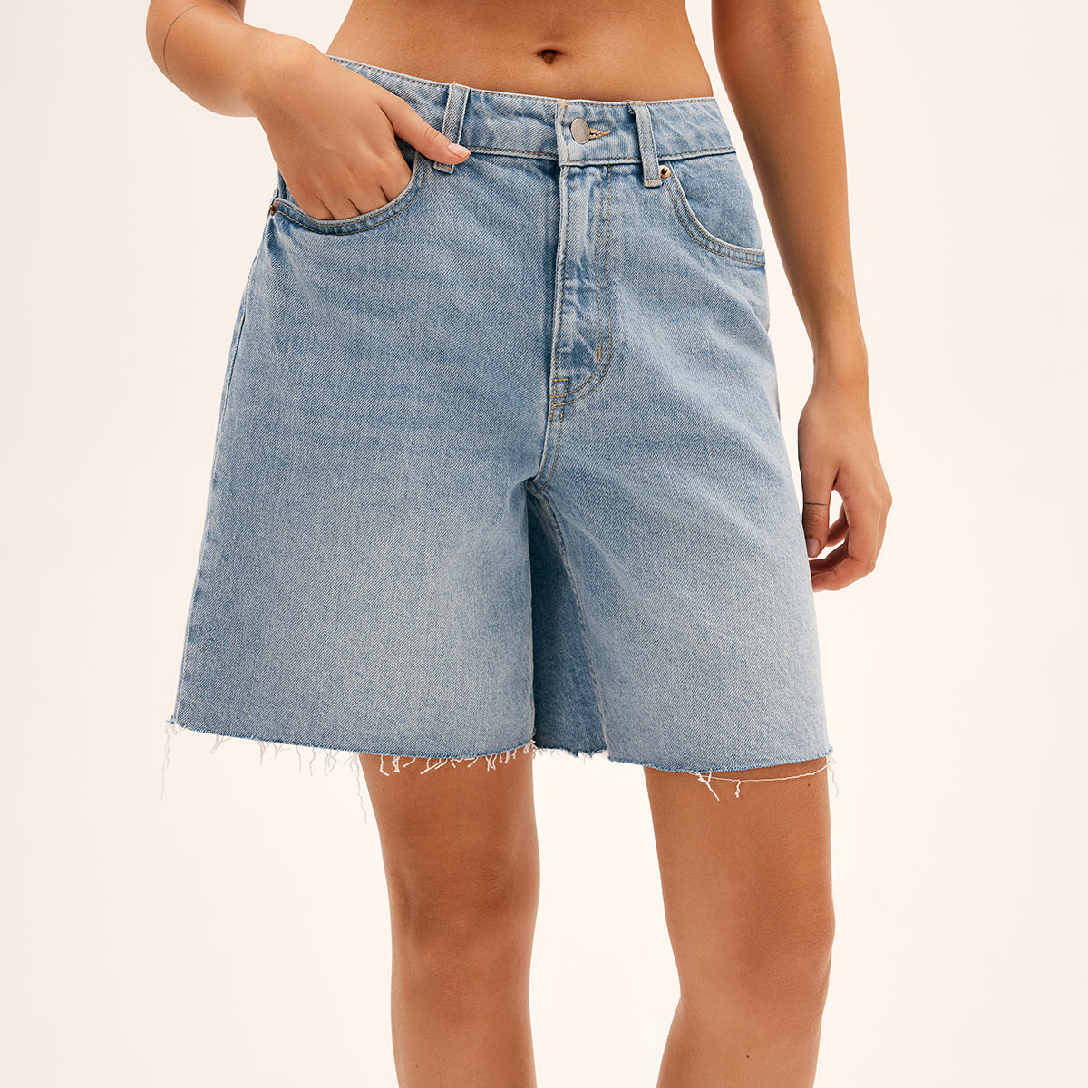 Chloes Essentielle Casual-Denim-Shorts