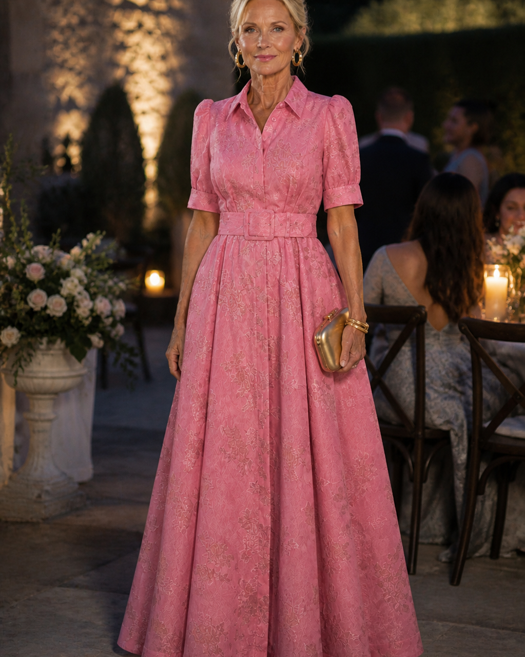 Geblümtes Maxikleid mit Gürtel - - - DUUWE