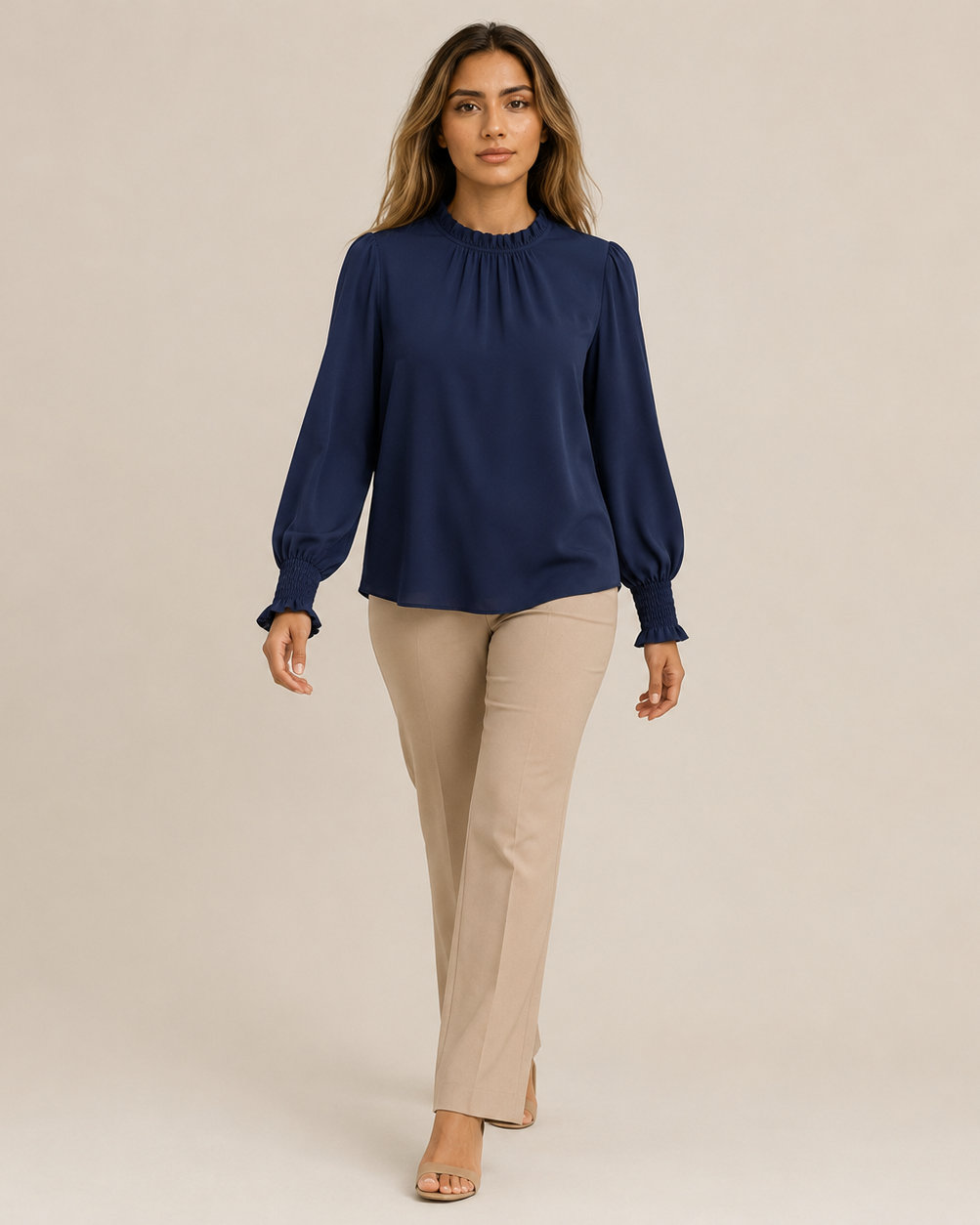 Damenbluse mit Rüschenkragen und Langarm in Polyester - - Damen > Blusen - Concept Fashionlab