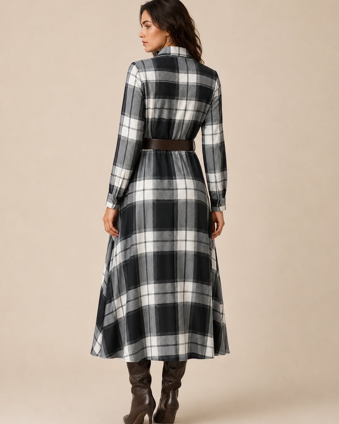 Elegantes zeitloses kariertes Maxikleid - - Plaid Maxi Dress - Concept Fashionlab Boutique