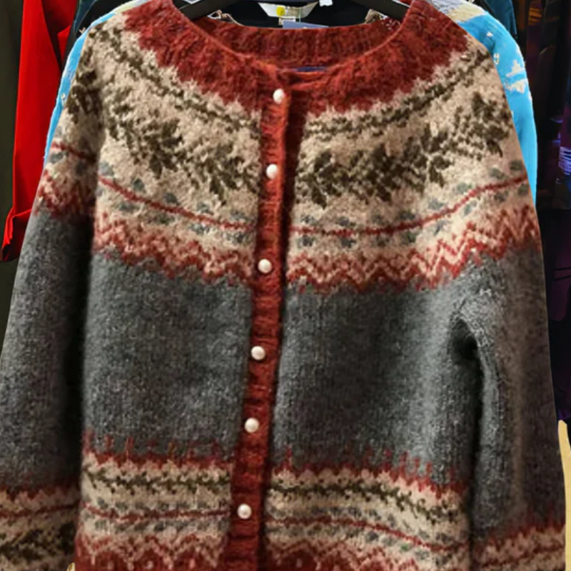 Kuscheliger gestrickter Cardigan mit einem zeitlosen Wintermuster Damen