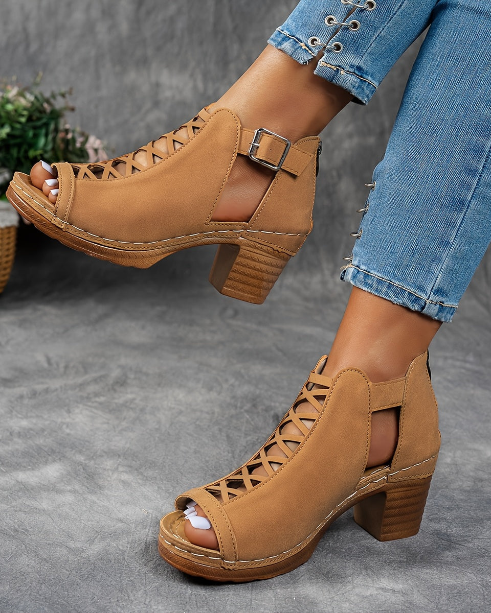 Sandalen mit Gitterabsatz — moderne, texturierte Absätze für - - Damen > Sandalen - Concept Fashionlab