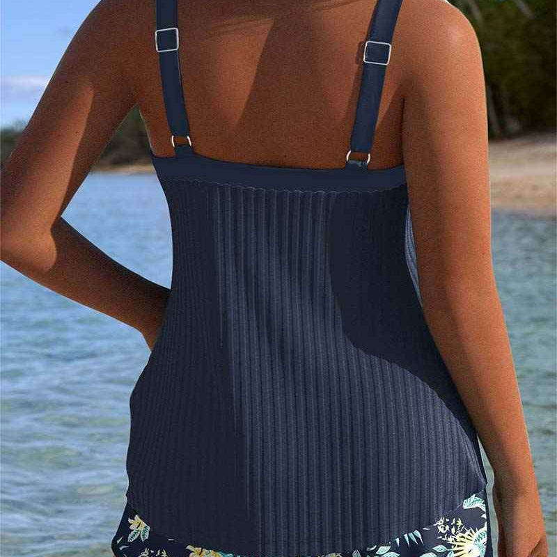 Muse® | Gestreifter Tankini mit zweigeteiltem Strandunterteil