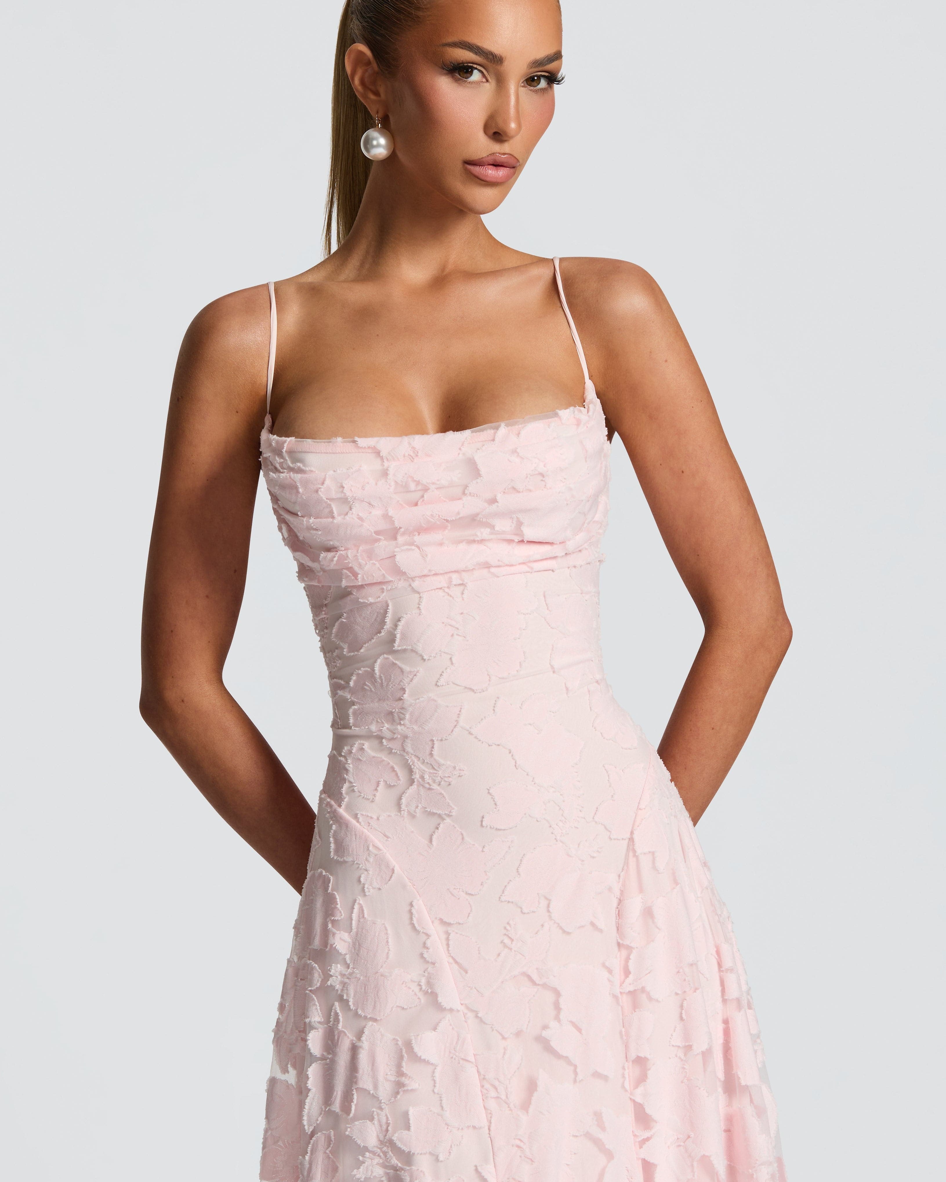 Aveline |Elegant Lace Corset Maxi Dress - Glamorous Evening Gown - - Maxi Dress - Concept Fashionlab