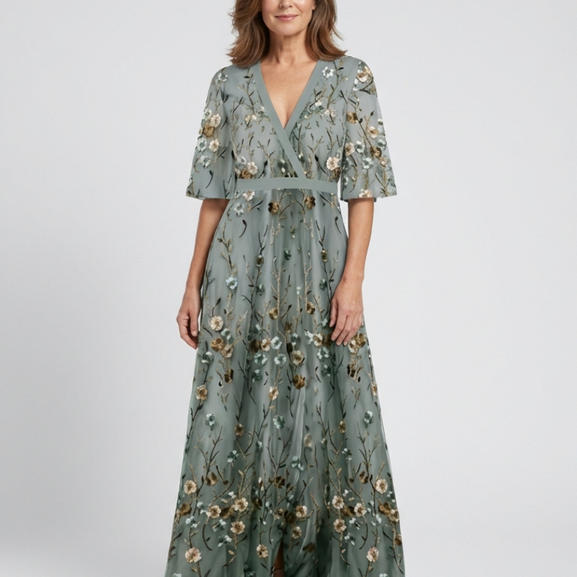 Kurzärmliges Maxikleid mit Blumenmuster und V-Ausschnitt - Grün - - DUUWE