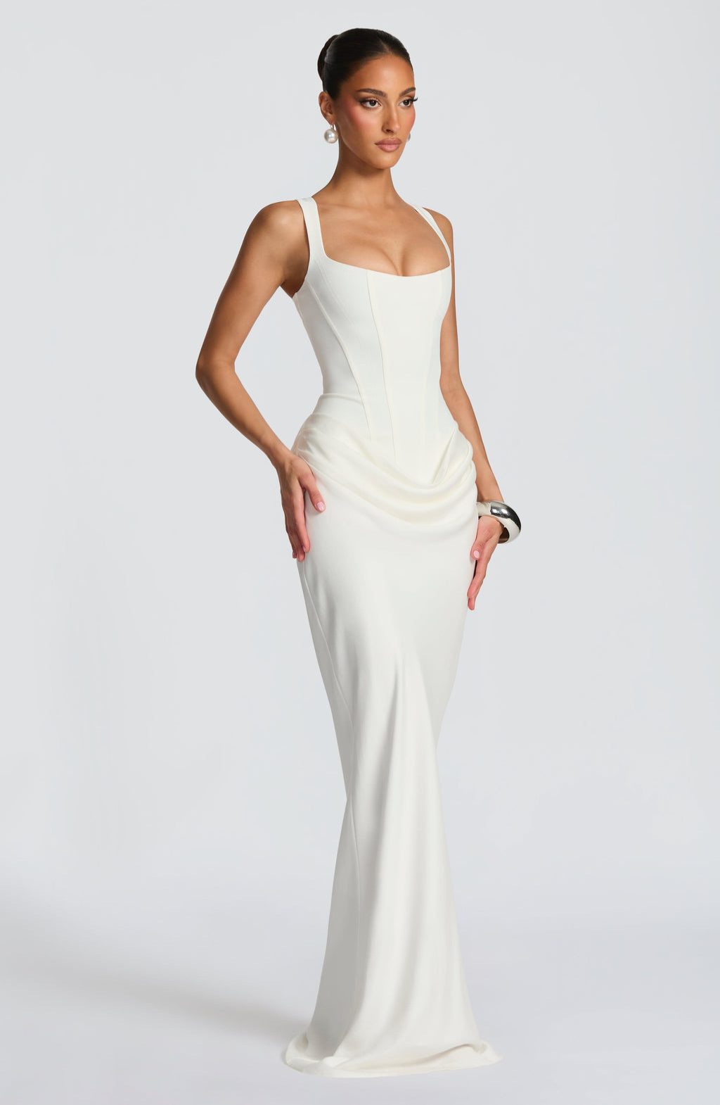 Hourglass Maxi Kleid — Skulpturierte Silhouette, Müheloser Stil - - Maxi Dress - Concept Fashionlab