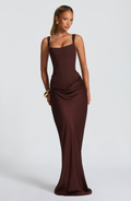 Hourglass Maxi Kleid — Skulpturierte Silhouette, Müheloser Stil