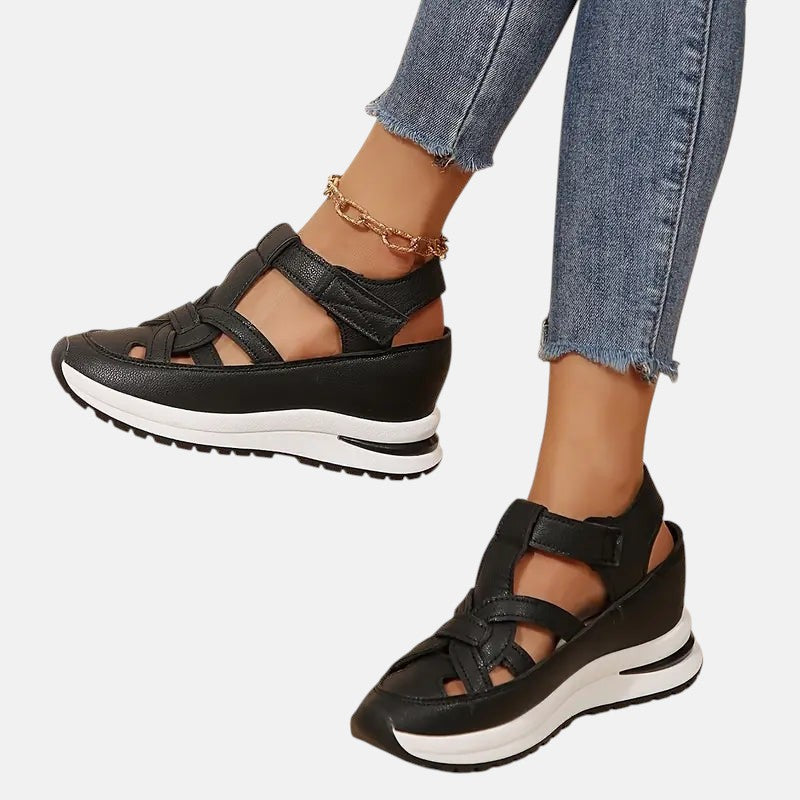 Sportliche Komfortsandalen für den Alltag - - Sandals - Concept Fashionlab