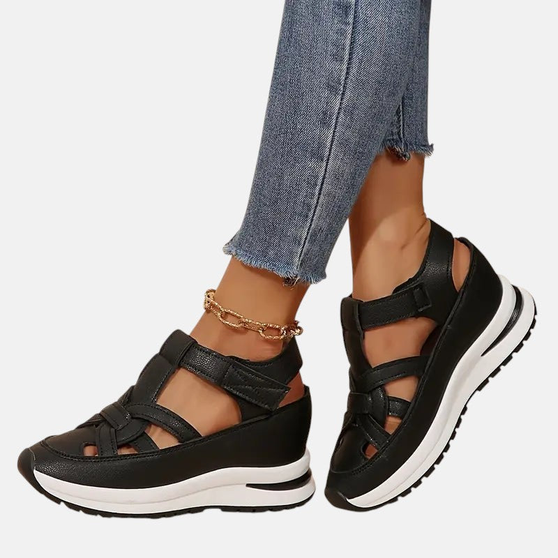 Sportliche Komfortsandalen für den Alltag - - Sandals - Concept Fashionlab