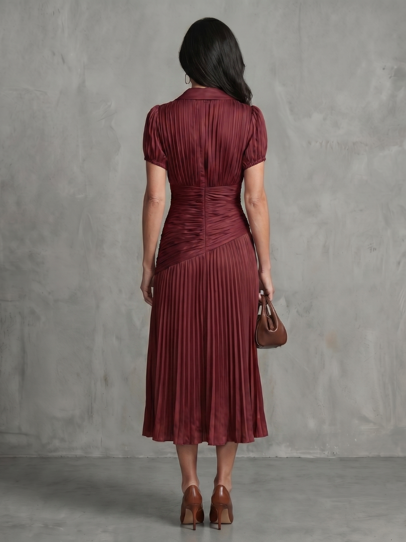 Theodora | Gestreiftes Midikleid mit plissierter Taille - - - DUUWE