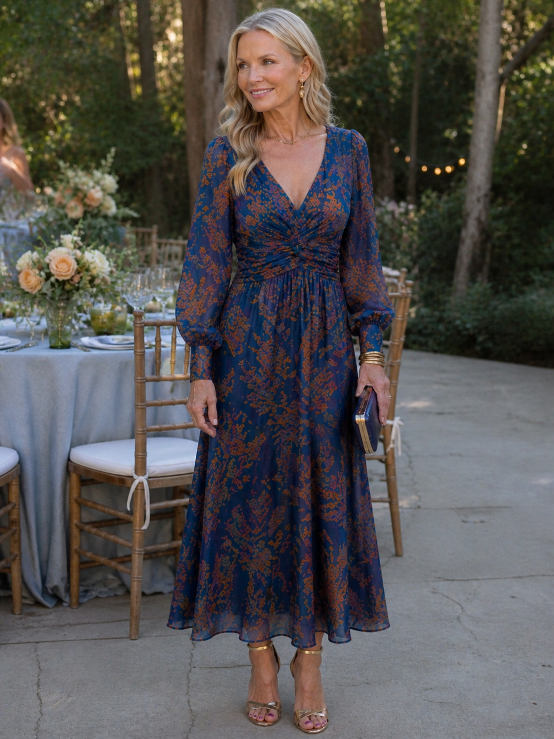 Kleid mit Blumendruck - Blau - - DUUWE
