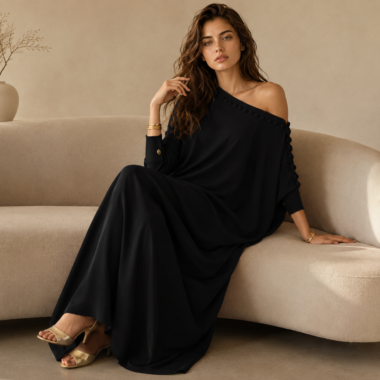 Damen Maxikleid mit lockerer Passform und Knopfdetails - SCHWARZ - Maxi Dress - Concept Fashionlab