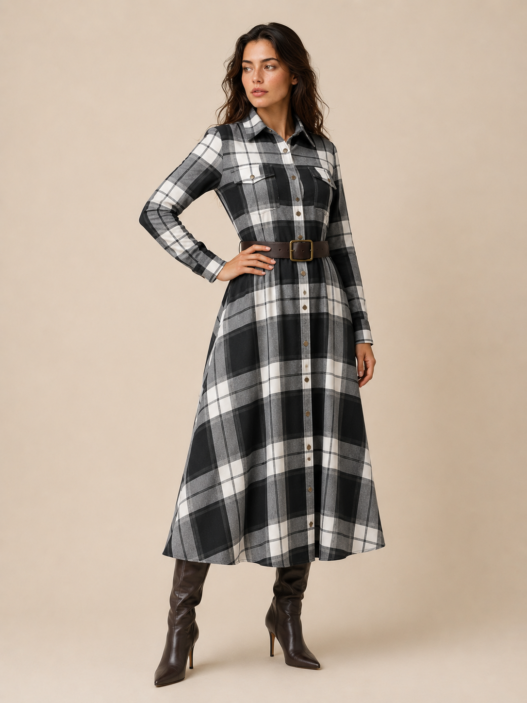 Elegantes zeitloses kariertes Maxikleid - Schwarz - Plaid Maxi Dress - Concept Fashionlab Boutique