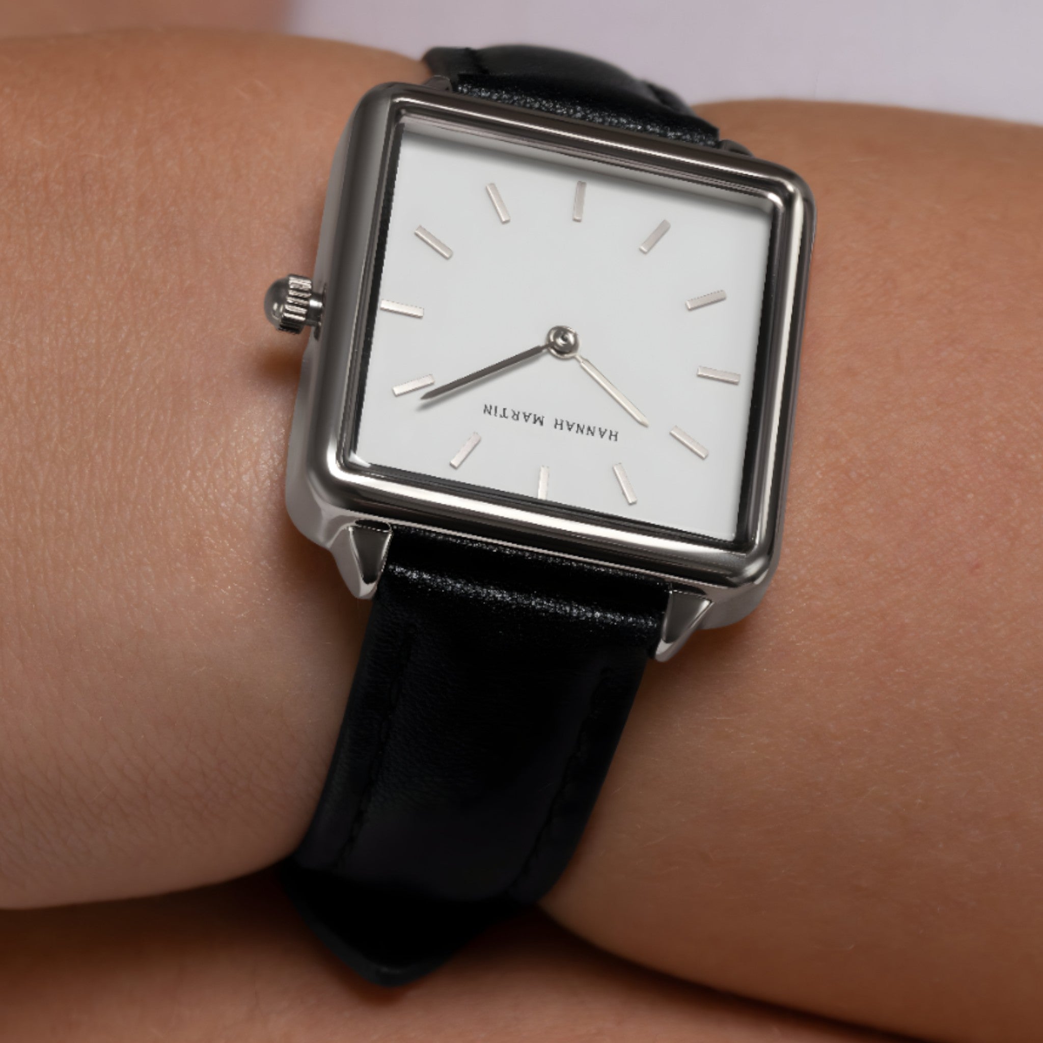 Nina | Silberne quadratische Uhr - Klassisch und bequem - - - Concept Fashionlab