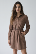 Jéssara – Zeitloses Kleid mit Knopfleiste für einen mühelosen Stil Damen