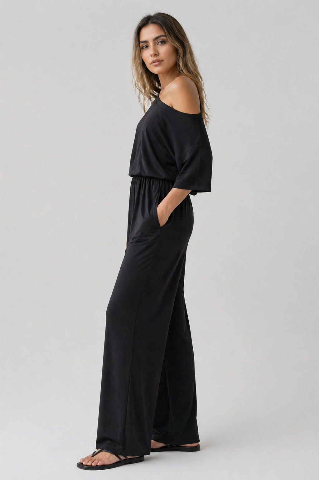 Lydia | Damen-Chic Frühlings-Jumpsuit mit einer einseitigen Schulter - - Jumpsuit - Concept Fashionlab