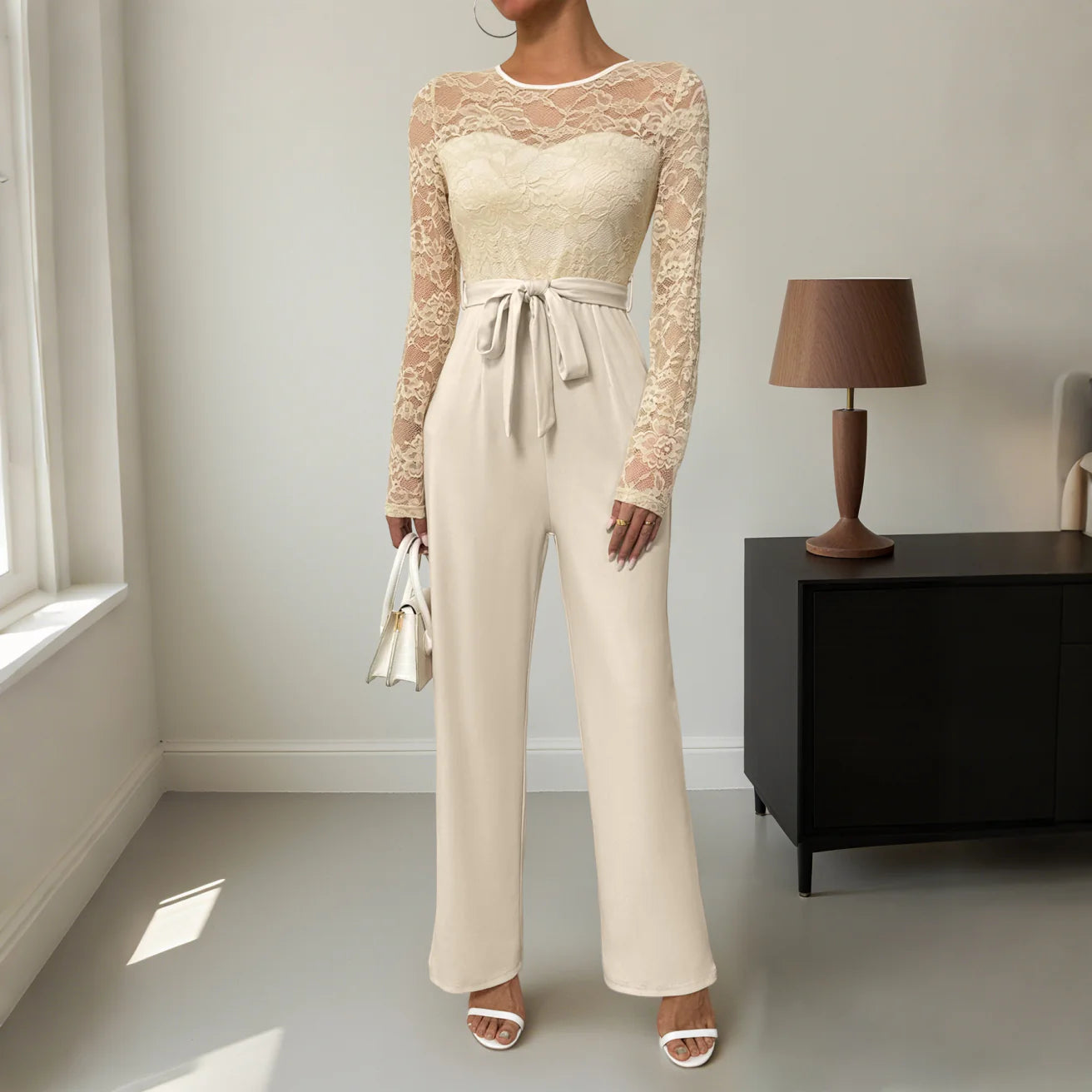 Jumpsuit der zeitlosen Eleganz Damen - Beige - Jumpsuit - Concept Fashionlab