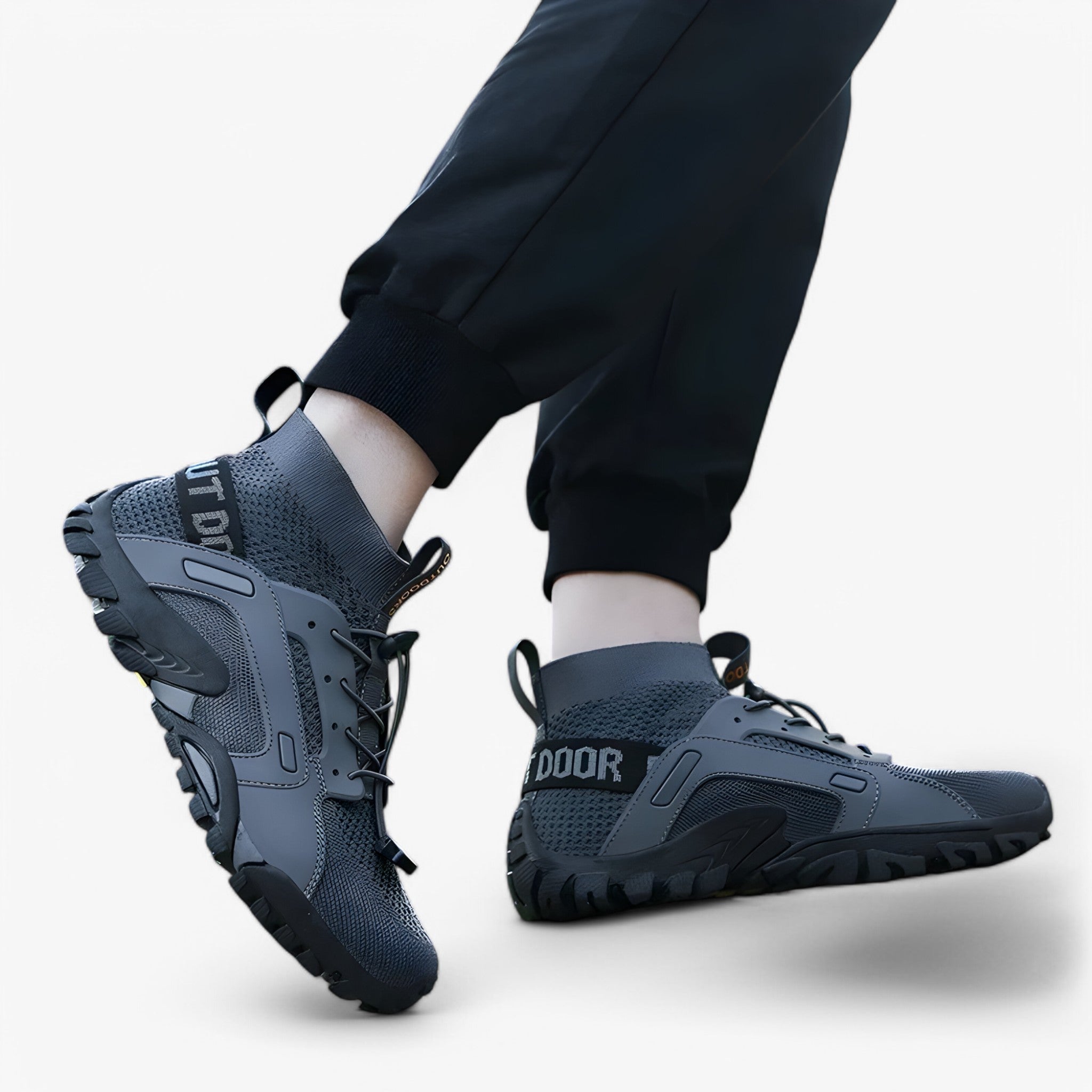 Hochgeschnittene Wanderschuhe - - Hiking Boots - Concept Fashionlab