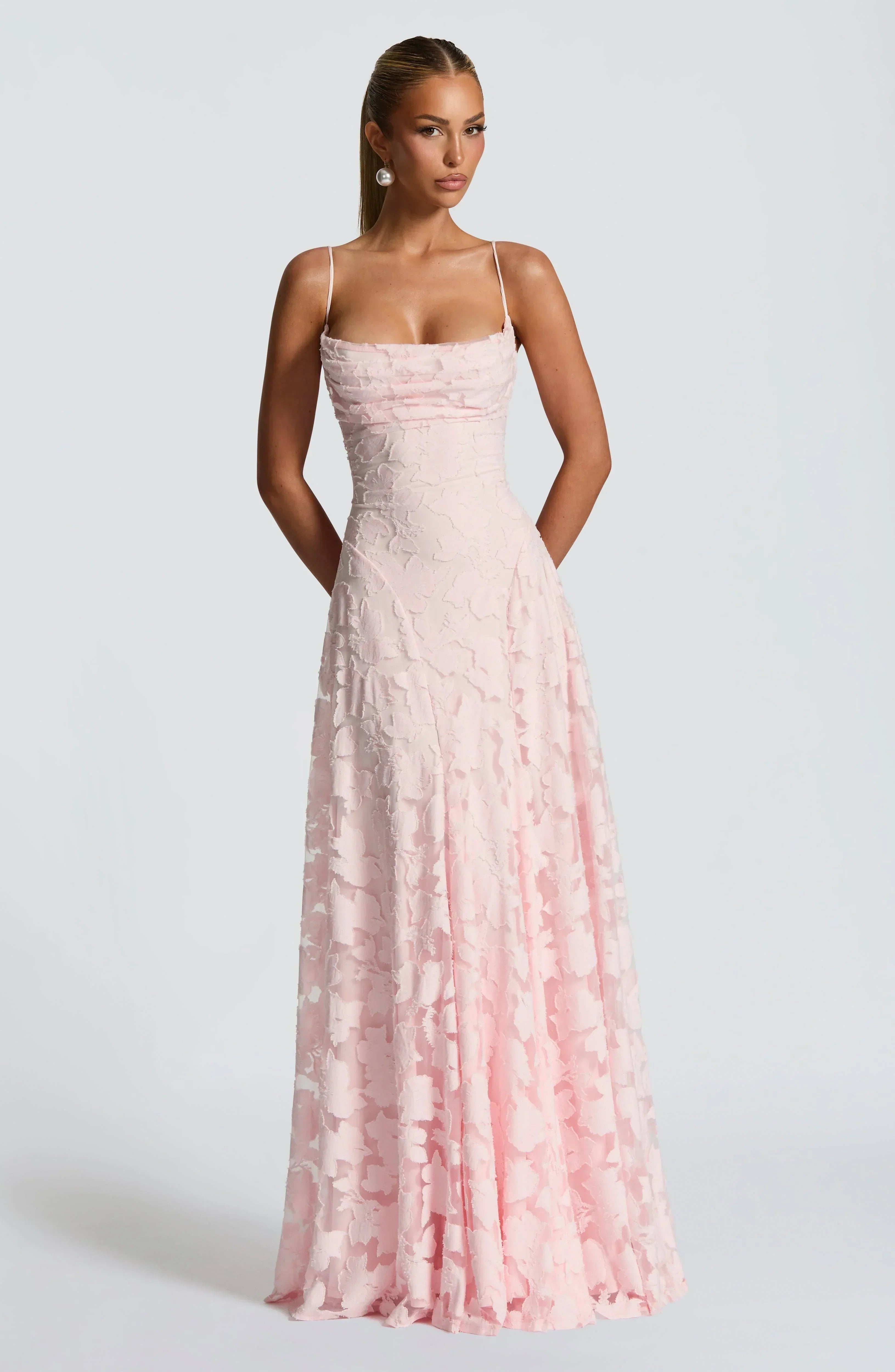 Aveline |Elegant Lace Corset Maxi Dress - Glamorous Evening Gown - Cherry Lacquer - Maxi Dress - Concept Fashionlab