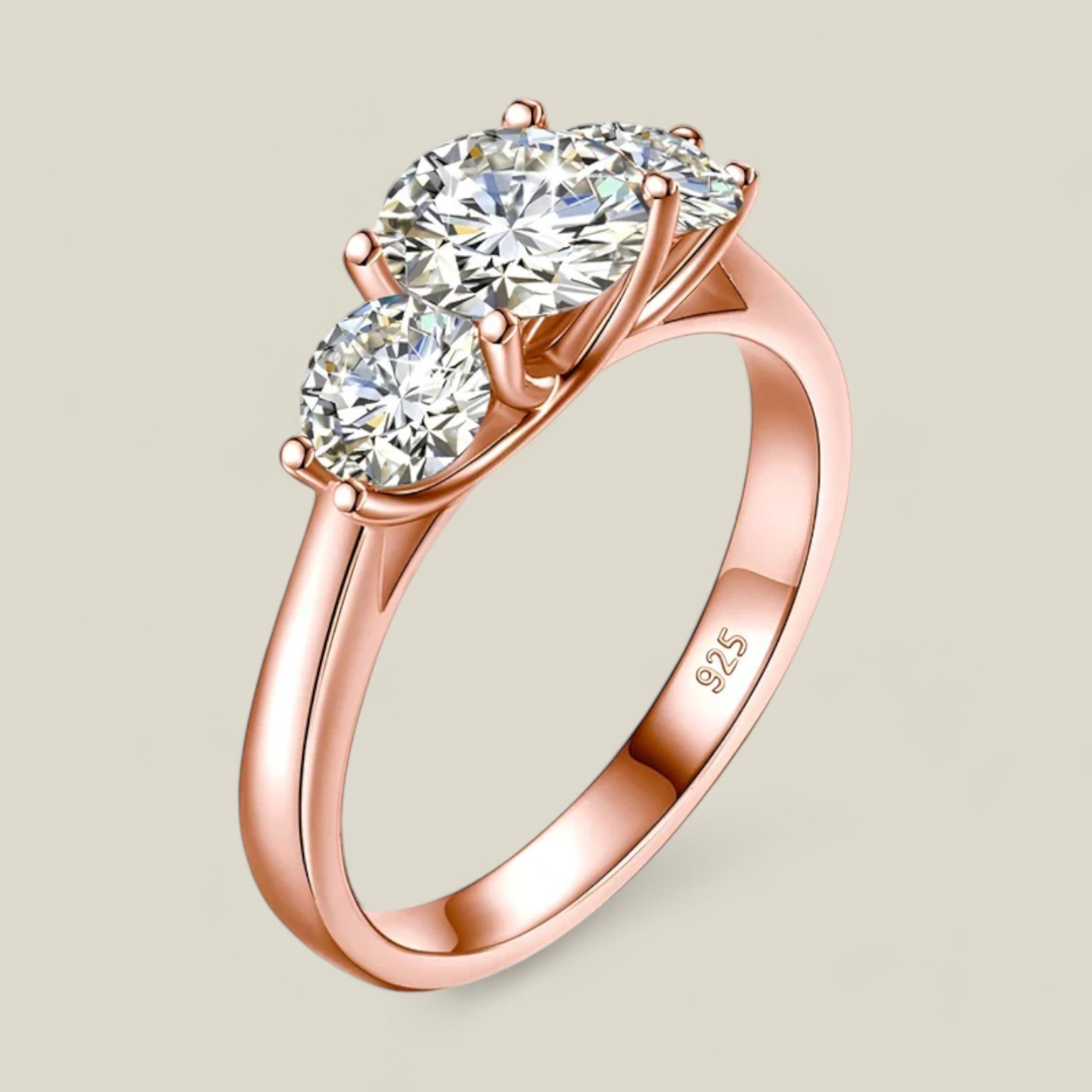 Aurora | Moissanite-Ring in Gelbgold - Ein Hauch von Luxus - Roségold - Aurora | Moissanite-Ring in Gelbgold - Ein Hauch von Luxus - Concept Fashionlab