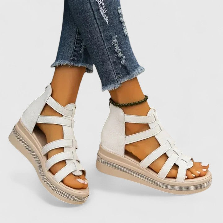 Gladiator Keilsandalen – Riemchen-Design und eleganter Look - - Sandals - Concept Fashionlab